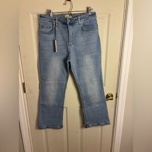 Martha Stewart mid rise flare Jean